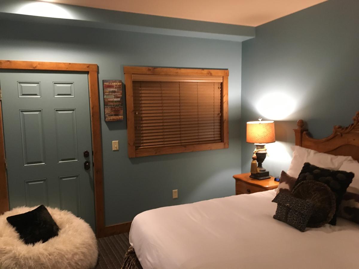 Boyne Mountain Creekside Condo Boyne Falls Экстерьер фото