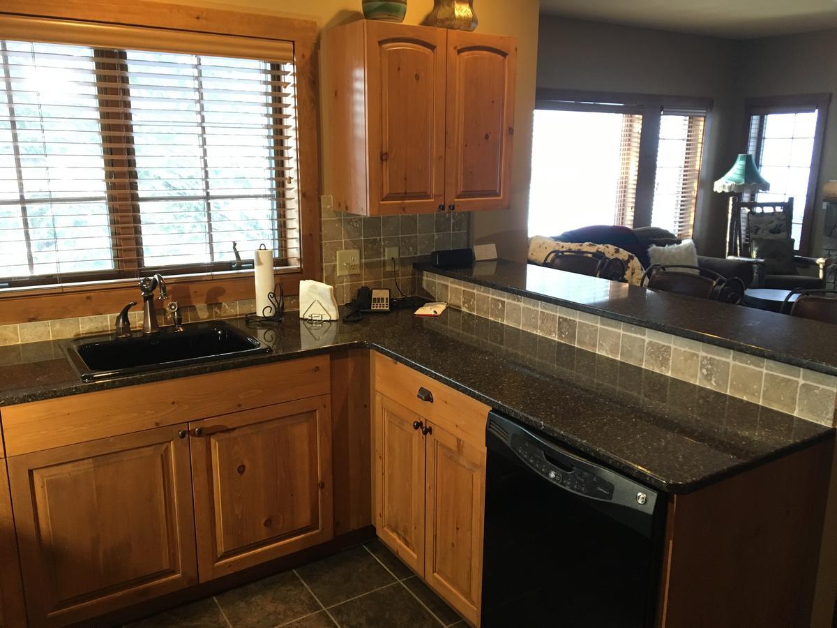 Boyne Mountain Creekside Condo Boyne Falls Экстерьер фото